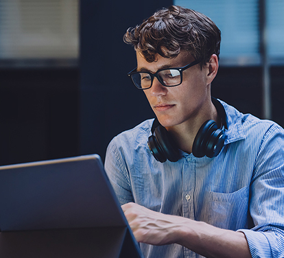 Bringing up to date Workday functionality and Integration automation leading to 75% reduction in reporting workload for a global e-learning leader