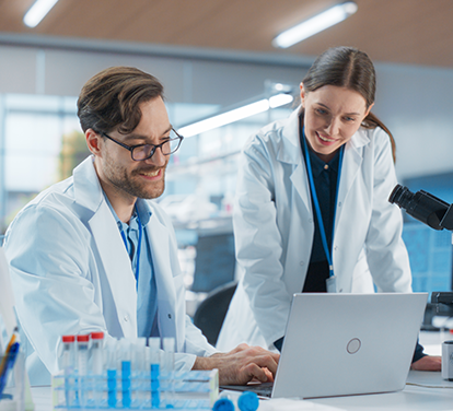 How Jade Global transformed NOC services for a clinical diagnostics and life sciences leader to enable scalable growth